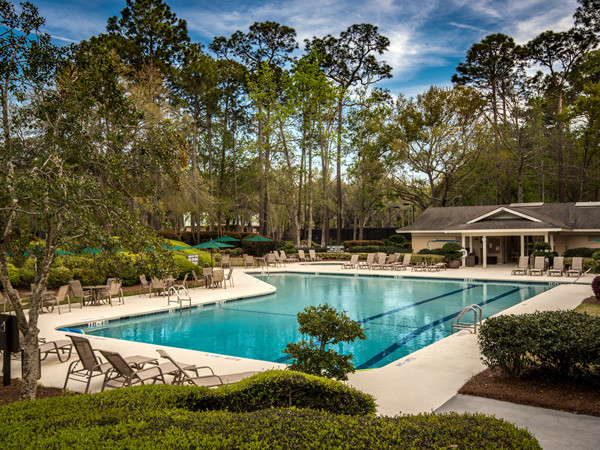 Long Cove Club